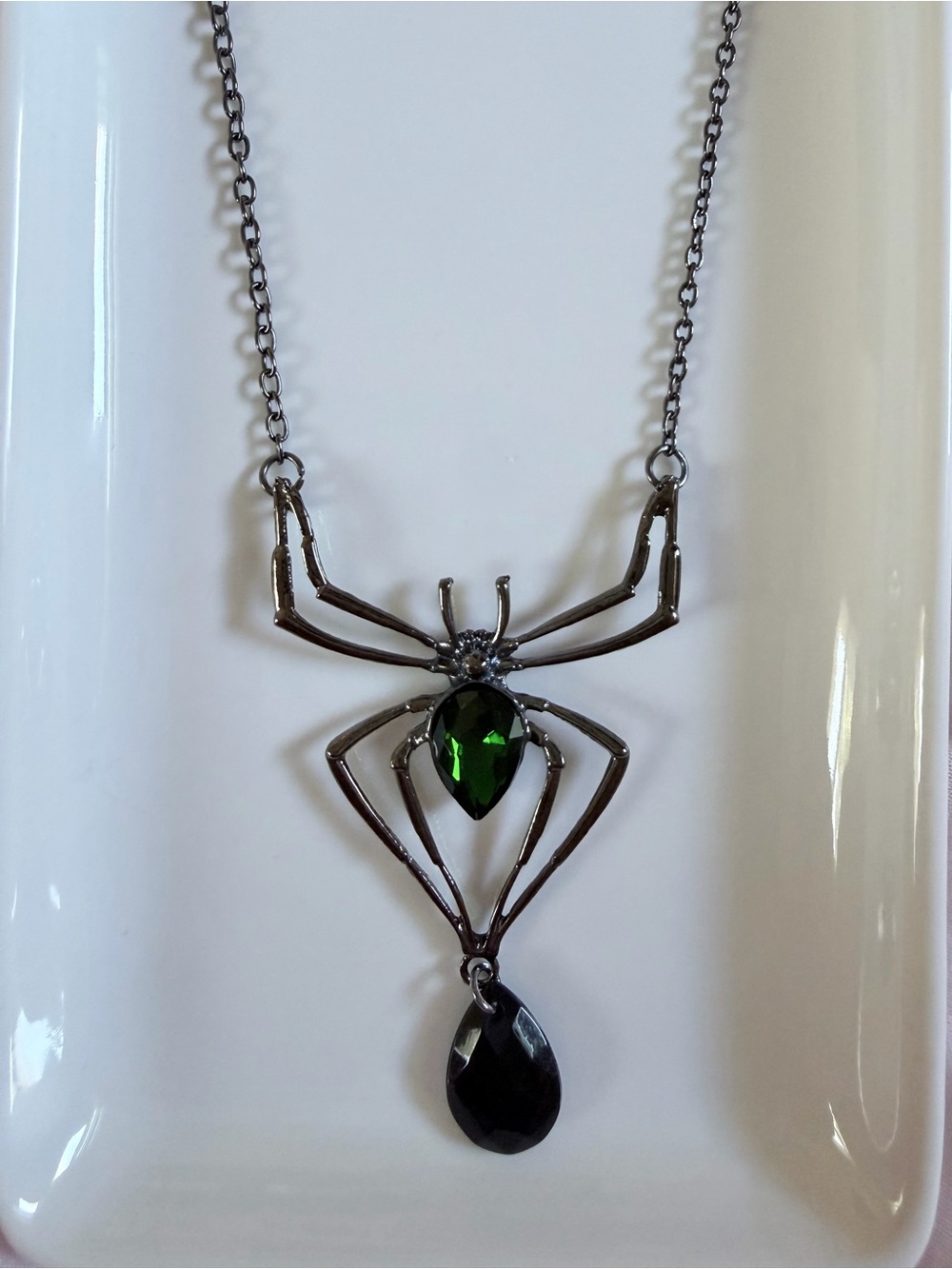 Green Gem Spider Pendant Necklace